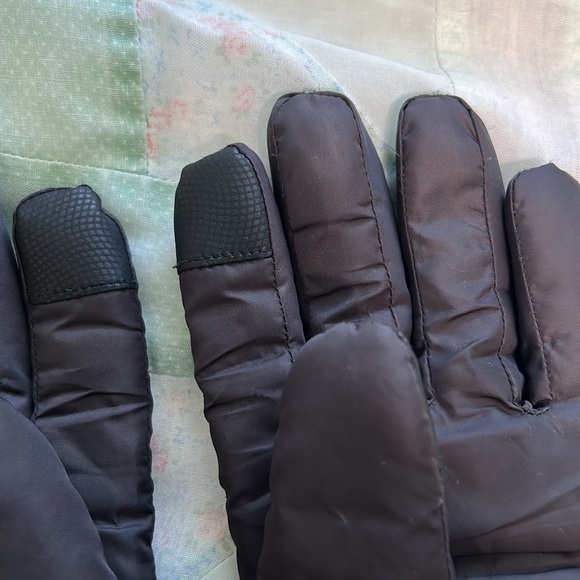 Eddie Bauer Gloves - Picture 3 of 4